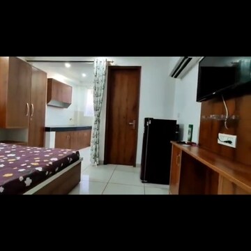 Bedroom in 1 RK Apartment at Dlf Cyber City, Sector 24 – for Rent