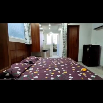 Bedroom in 1 RK Apartment at Dlf Cyber City, Sector 24 – for Rent