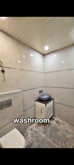 Furnished Amenities in 3 BHK Builder Floor at Vaishali Sector 5 – for Sale