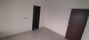 Room in 1 BHK Apartment at Goregaon East – for Sale
