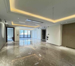 Room in 4 BHK Apartment at Shriram Residency, Ahinsa Khand 2 – for Sale