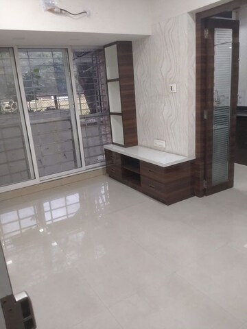 1 BHK Apartment For Rent in Goregaon East