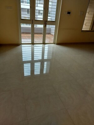 Room in 2 BHK Apartment at SSD Sai Pearl, Pimple Saudagar – for Rent