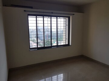 Room in 2 BHK Apartment at SSD Sai Pearl, Pimple Saudagar – for Rent