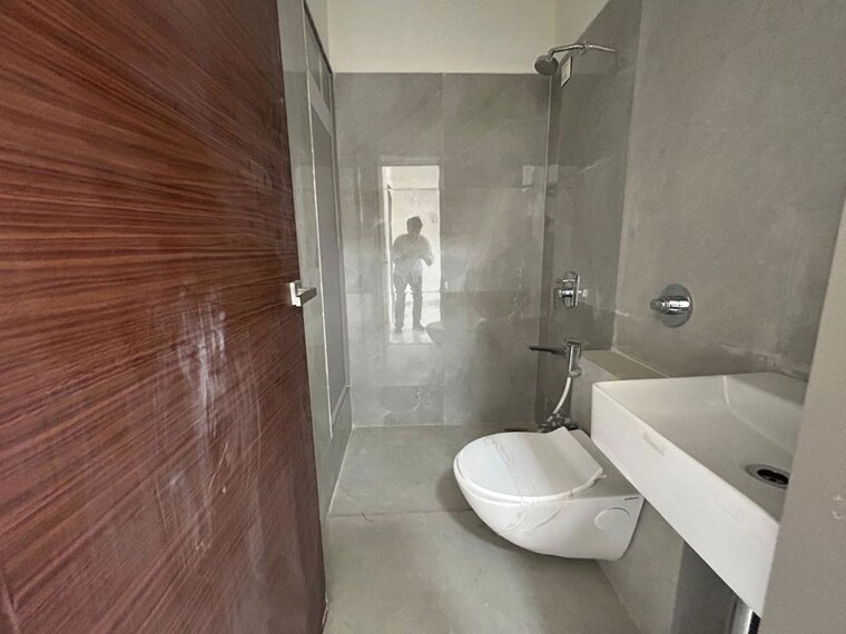 Bathroom, dotom-isle 1 Bedroom 416 Sq.Ft. Apartment In Malad West Mumbai 9913194
