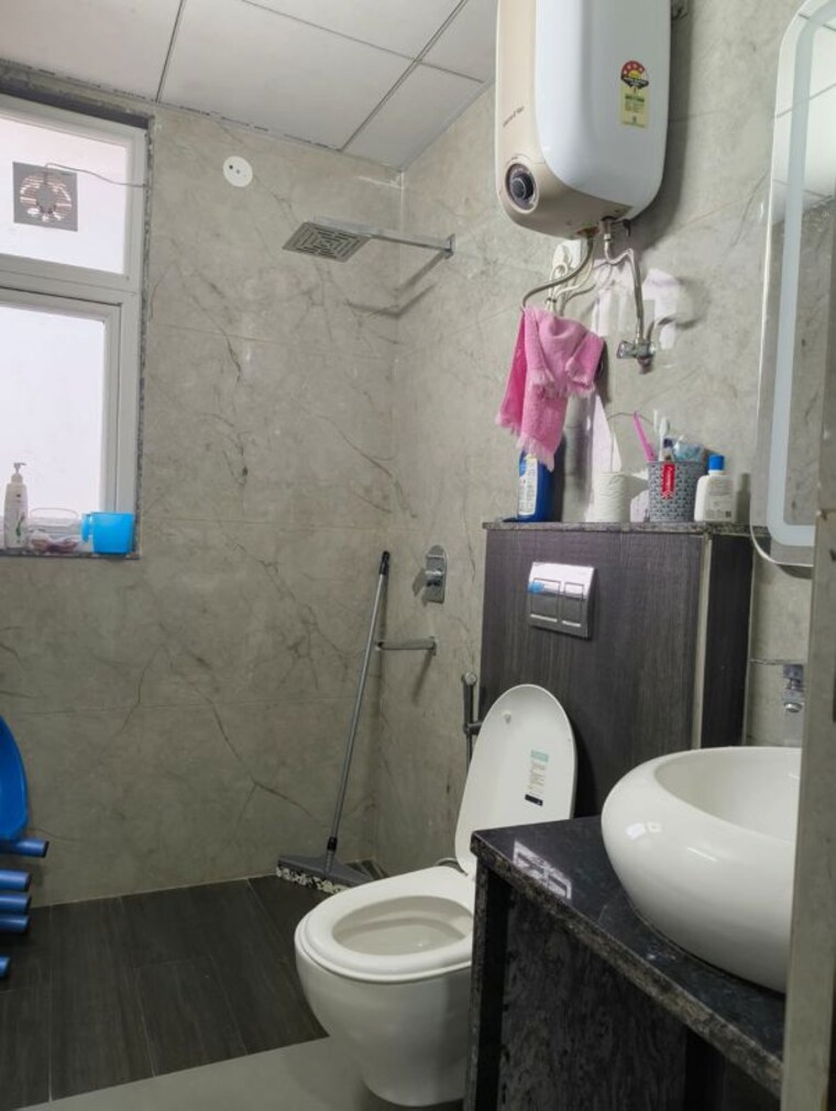 Bathroom, uday-arden-45 3 Bedroom 1600 Sq.Ft. Builder Floor In Sector 45 Gurgaon 9913215