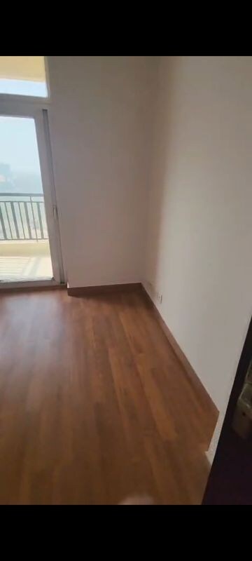 Room in 3.5 BHK Apartment at Saviour Greenisle, Sain Vihar – for Sale