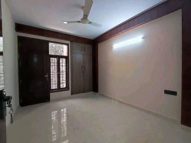 Room, palm-residency-chhatarpur 3 Bedroom 1230 Sq.Ft. Apartment In Chattarpur Delhi 9913228