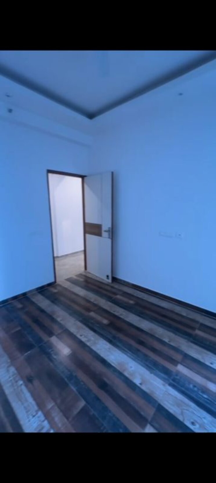 Room, indrapuram 3 Bedroom 1475 Sq.Ft. Apartment In Indrapuram Ghaziabad 9913235