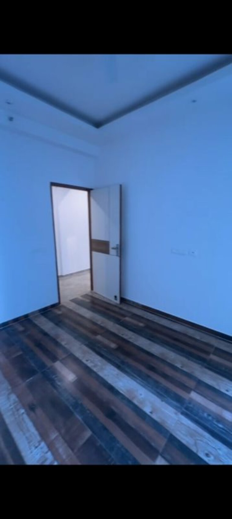 Room, indrapuram 3 Bedroom 1475 Sq.Ft. Apartment In Indrapuram Ghaziabad 9913235