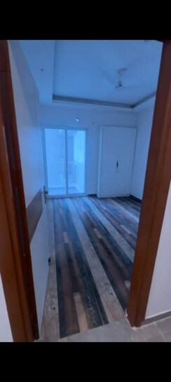 3 BHK + Pooja Room Apartment For Sale in Indrapuram