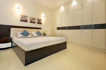 Bedroom in 3.5 BHK Apartment at The Legend One, Sector 57 – for Rent