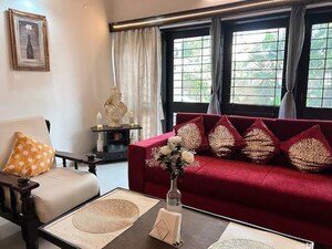 Furnished Amenities in 6+ BHK Villa at Arera Colony – for Rent