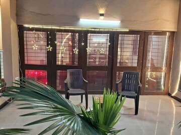 6+ BHK Villa – Exterior View View at Arera Colony - for Rent