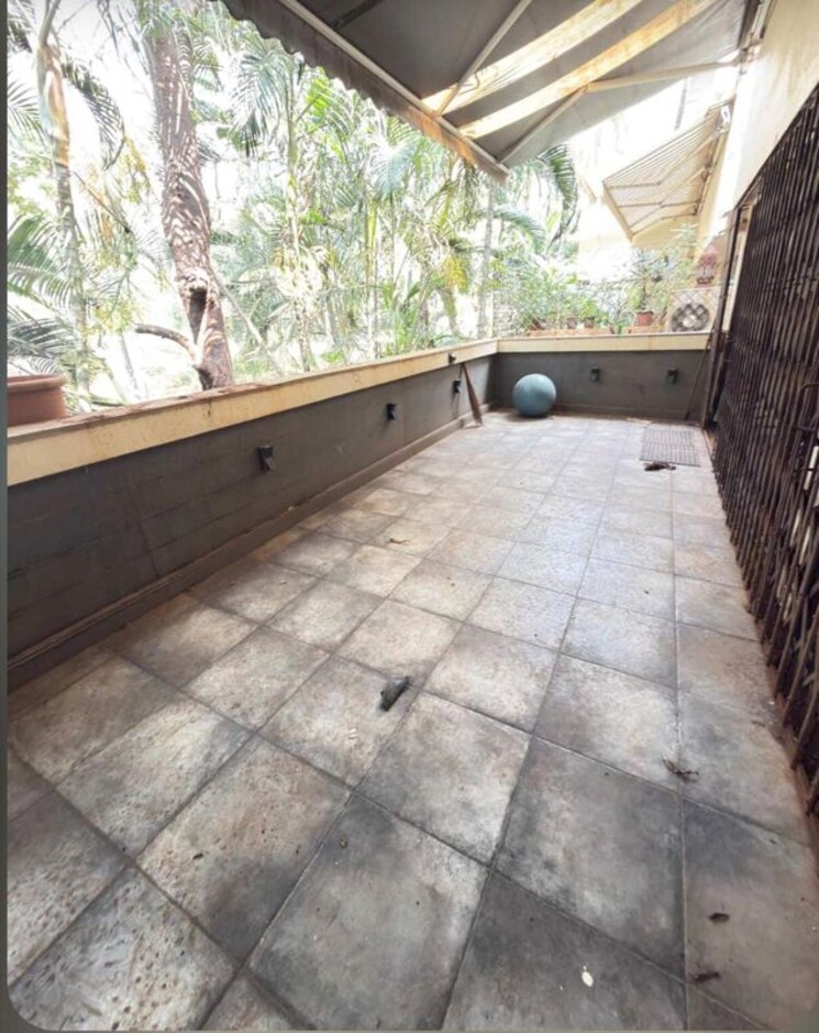 Balcony, palm-crest-chs 3 Bedroom 1400 Sq.Ft. Apartment In Bandra West Mumbai 9913315