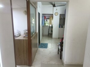  2 BHK Apartment at Mahim West – for Sale