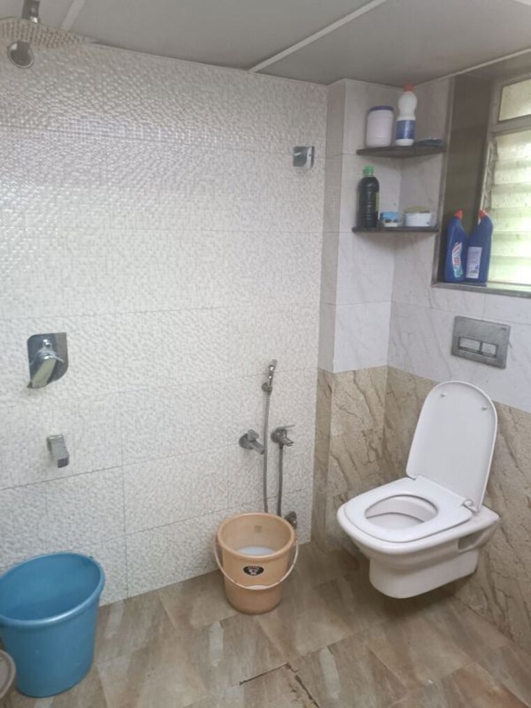 Bathroom, mahim west 2 Bedroom 675 Sq.Ft. Apartment In Mahim West Mumbai 9913307