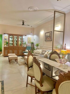 Master Bedroom in 4 BHK Builder Floor at Vaishali Sector 2 – for Sale