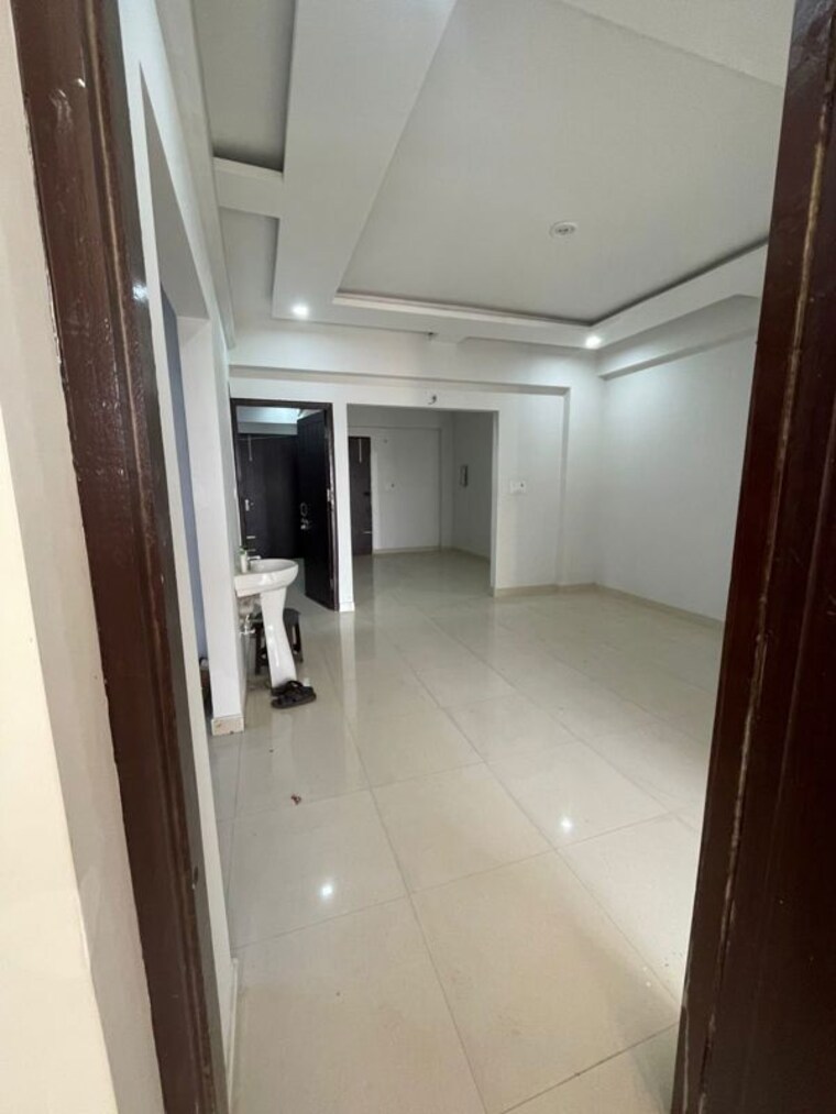 undefined, indira nagar 3 Bedroom 1200 Sq.Ft. Apartment In Indira Nagar Lucknow 9913324