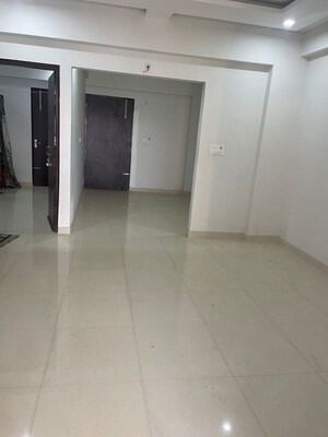 Room in 3 BHK Apartment at Indira Nagar – for Rent