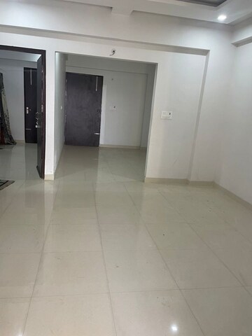 Room in 3 BHK Apartment at Indira Nagar – for Rent
