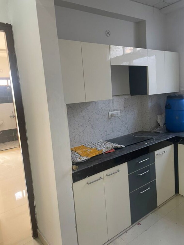 Kitchen, indira nagar 3 Bedroom 1200 Sq.Ft. Apartment In Indira Nagar Lucknow 9913324