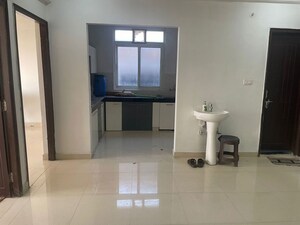 Room in 3 BHK Apartment at Indira Nagar – for Rent