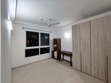 Room in  Apartment at Bhartiya City, Thanisandra Main Road – for Rent