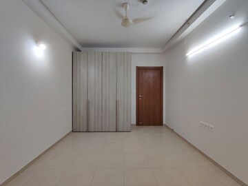 Room in  Apartment at Bhartiya City, Thanisandra Main Road – for Rent