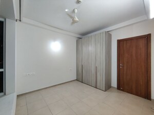 Room in  Apartment at Bhartiya City, Thanisandra Main Road – for Rent