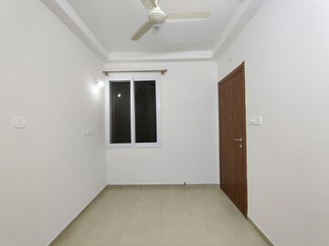 Room in  Apartment at Bhartiya City, Thanisandra Main Road – for Rent