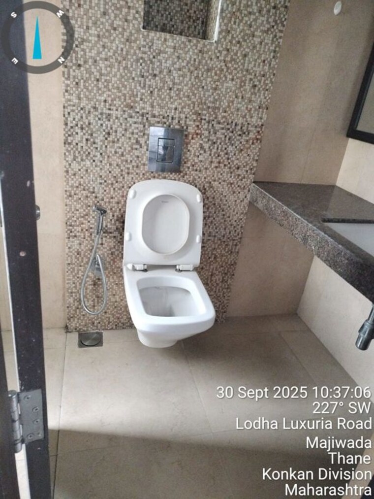 Bathroom, lodha-luxuria 2 Bedroom 750 Sq.Ft. Apartment In Majiwada Thane 9913459