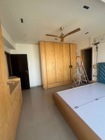 Master Bedroom in 4 BHK Apartment at Krypton Tower, Prabhadevi – for Rent
