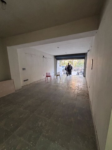  Shop For Rent in Kalu Sarai