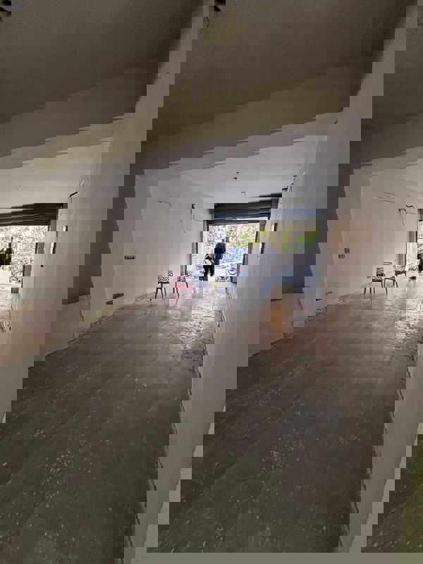 Retail Shop For Rent in Kalu Sarai