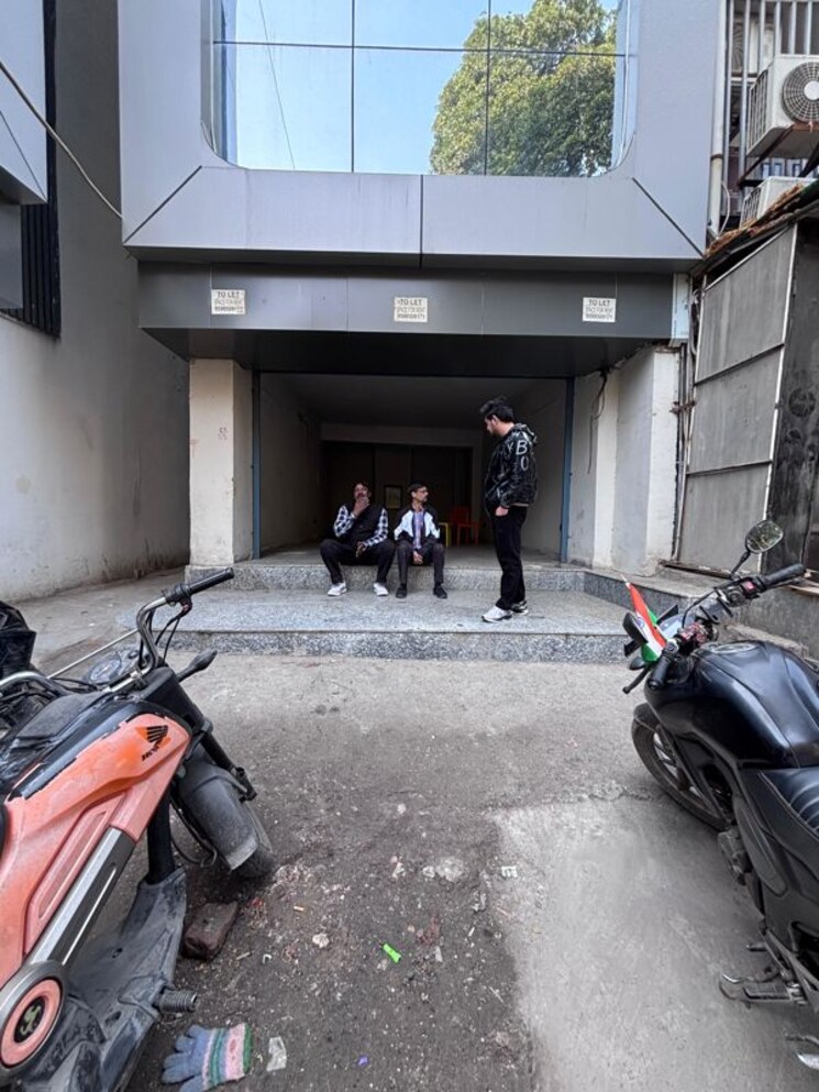 Floor Plan, kalu sarai Commercial Shop 500 Sq.Ft. In Kalu Sarai Delhi 9913464