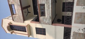 Team Area in 2 BHK Independent House at Dayal Bagh – for Rent