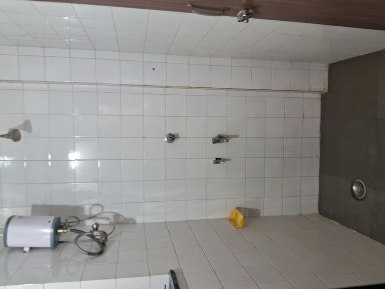 Bathroom, aundh 1 Bedroom 550 Sq.Ft. Apartment In Aundh Pune 9913481