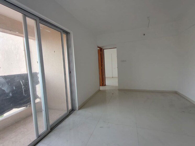 Room, ng-vrundavan 2 Bedroom 970 Sq.Ft. Apartment In Vishrantwadi Pune 9913471