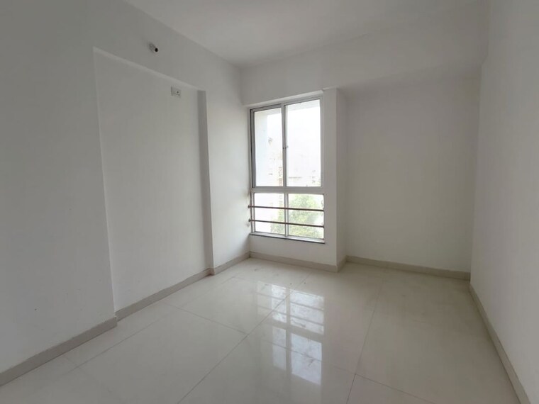 Room, ng-vrundavan 2 Bedroom 970 Sq.Ft. Apartment In Vishrantwadi Pune 9913471