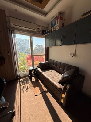 Team Area in 2 BHK Builder Floor at Aman Vihar – for Rent