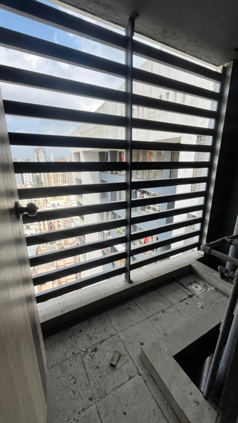 undefined, lalani-residency 2 Bedroom 914 Sq.Ft. Apartment In Kavesar Thane 9913740