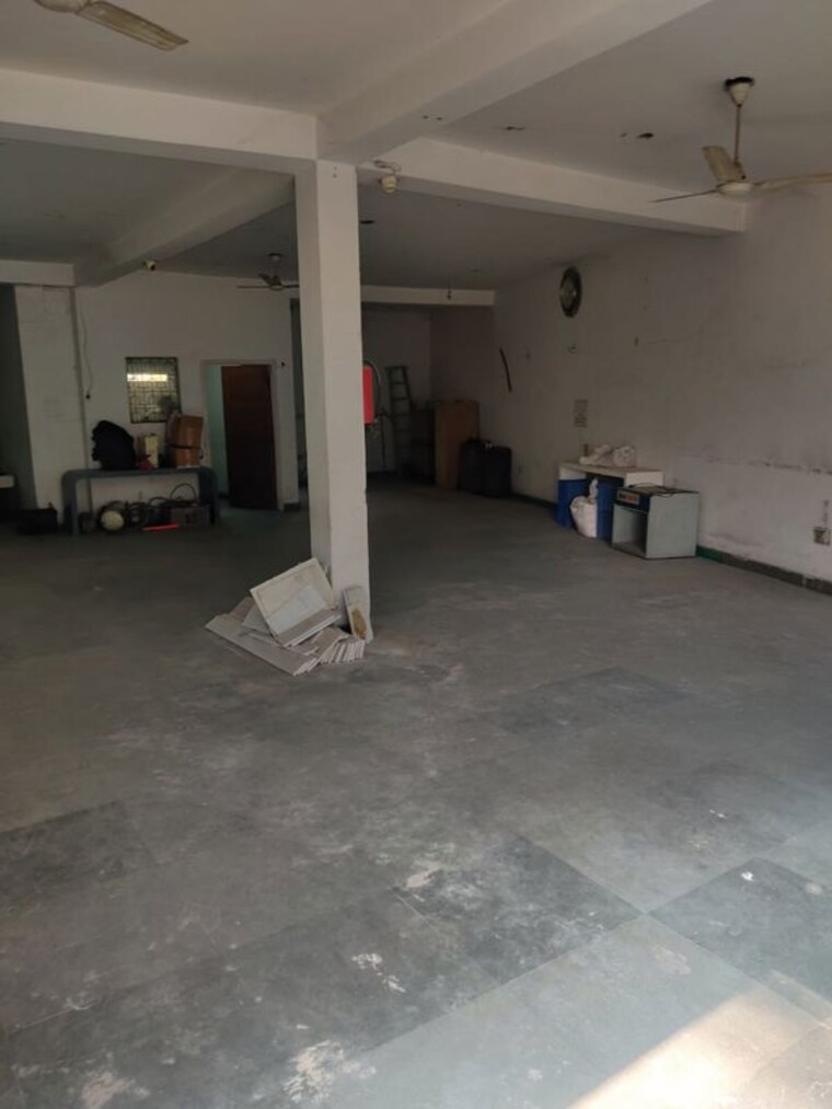 Team Area, hauz khas Commercial Office Space 1600 Sq.Ft. In Hauz Khas Delhi 9913749
