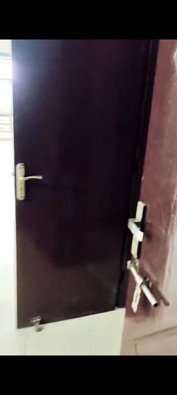 Furnished Amenities in 3.5 BHK Apartment at Galaxy North Avenue ll, Gaur City 2 – for Sale