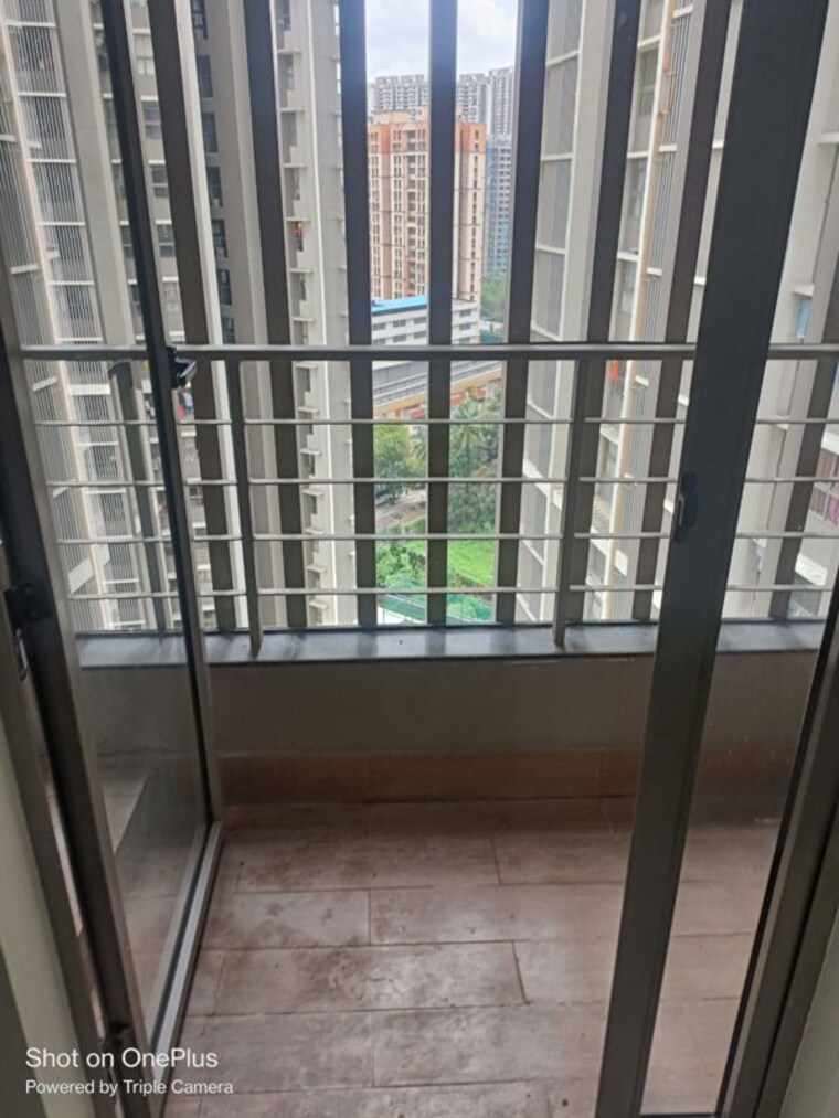 Balcony, kalpataru-paramount-b 2 Bedroom 711 Sq.Ft. Apartment In Kapur Bawdi Thane 9914089
