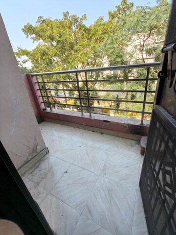 Balcony in 2 BHK Builder Floor at Maya Homes, Indrapuram – for Rent
