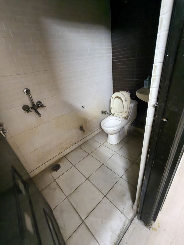 2 BHK Builder Floor For Rent in Maya Homes