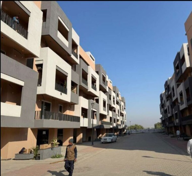 Exterior View, sector 5 3 Bedroom 2500 Sq.Ft. Builder Floor In Sector 5 Chandigarh 9914209
