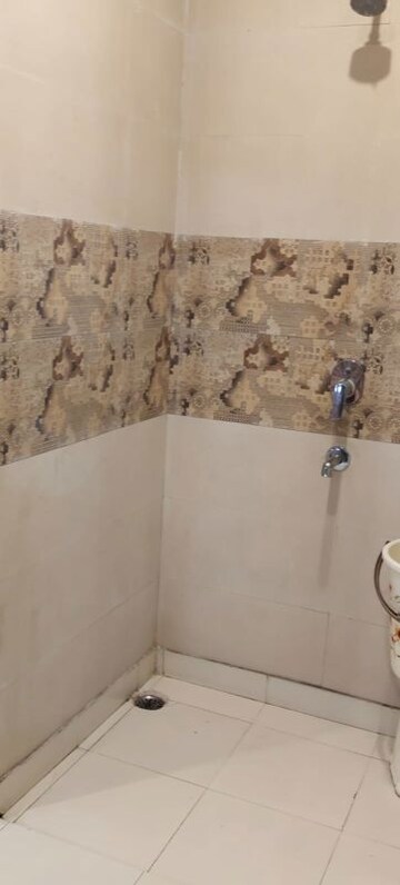 Bathroom in 4 BHK Builder Floor at Maya Homes, Indrapuram – for Rent