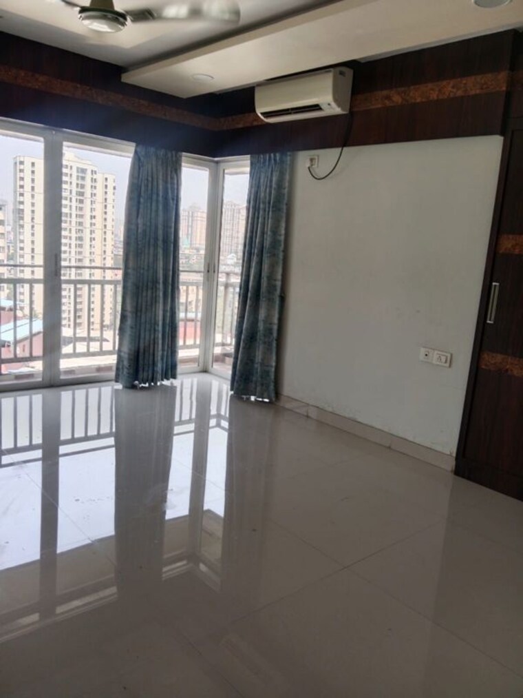 Room, hiranandani-estate-rodas-enclave 2.5 Bedroom 750 Sq.Ft. Apartment In Ghodbunder Road Thane 9914234